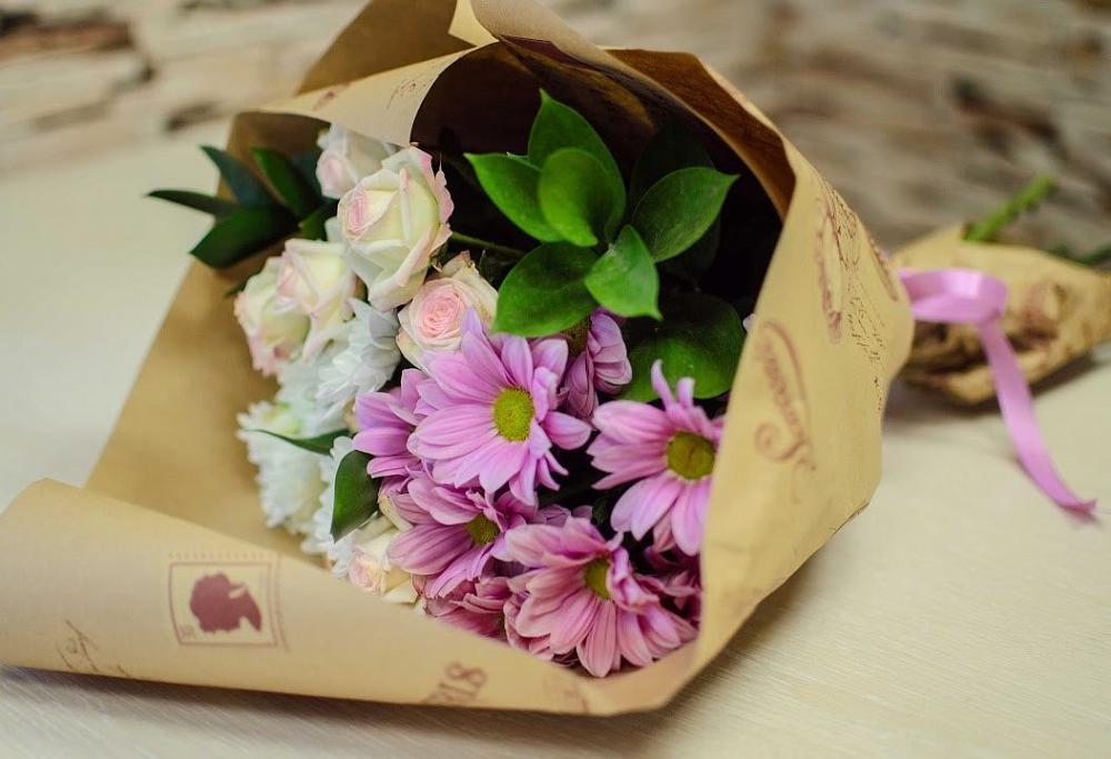 Букет цветов из: Розы и Хризантемы в Бродовом