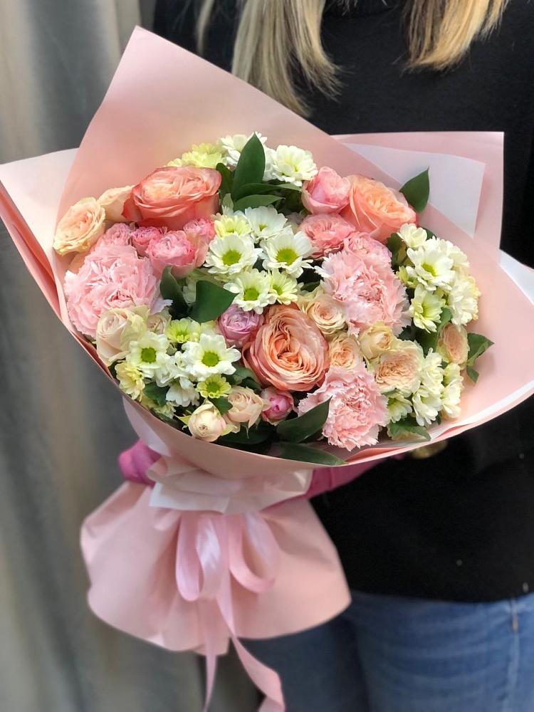 Букет цветов из: Гвоздики, Розы и Хризантемы в Бродовом