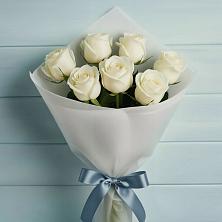 Букет 7 Белых роз Эдлесс Лав в Бродовом