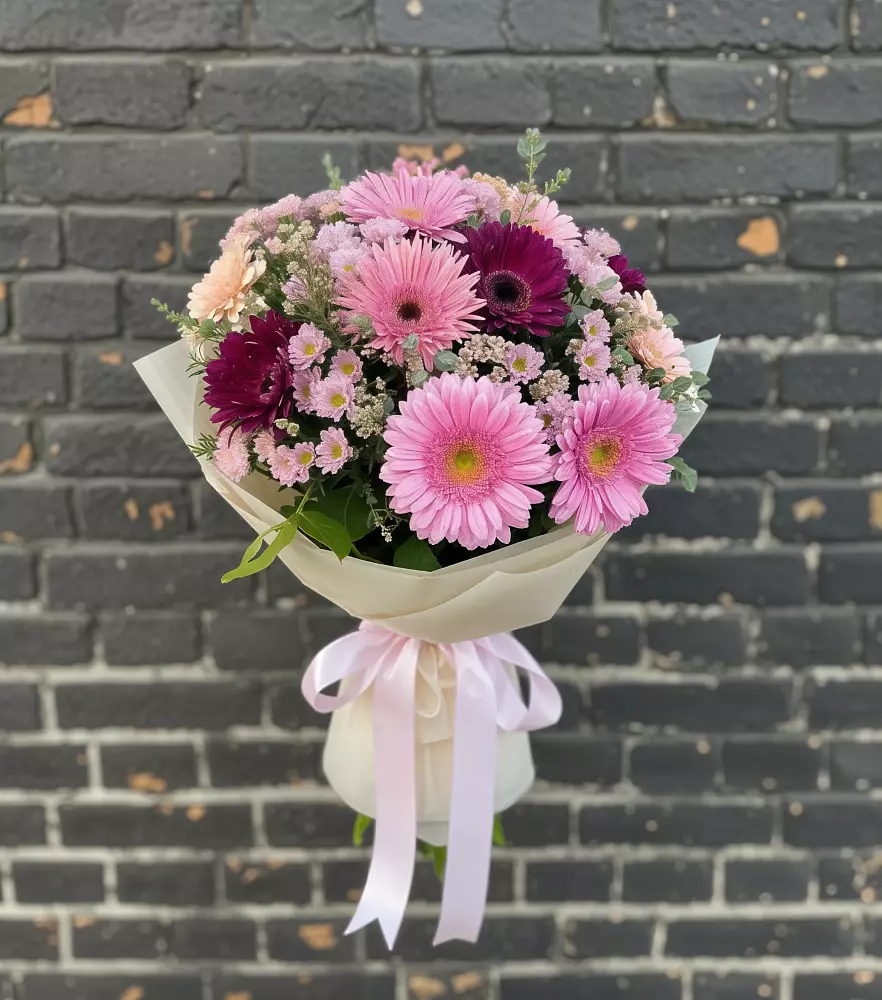 Букет цветов из: Герберы и Хризантемы в Бродовом