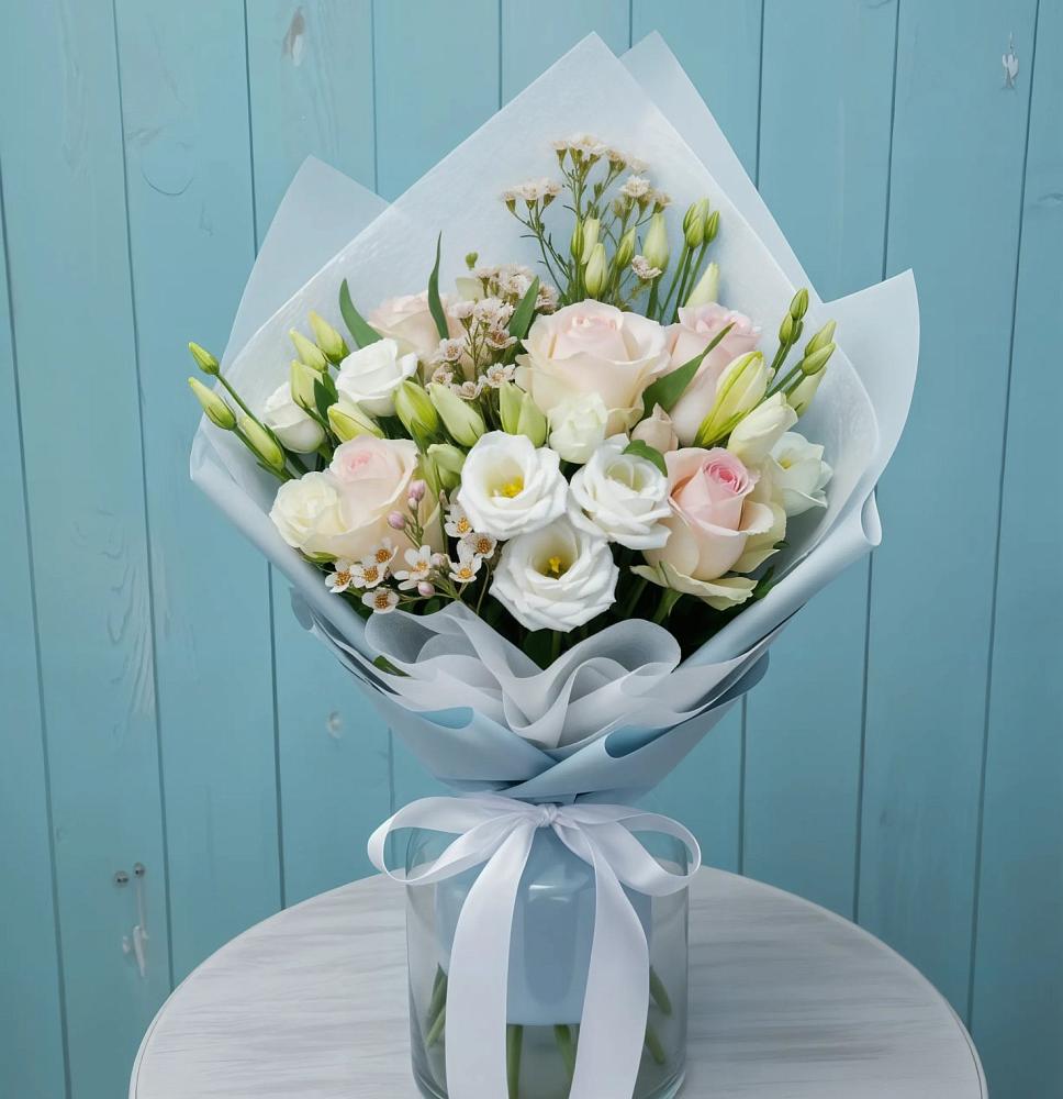 Букет цветов из: Розы и Лизиантусы в Бродовом