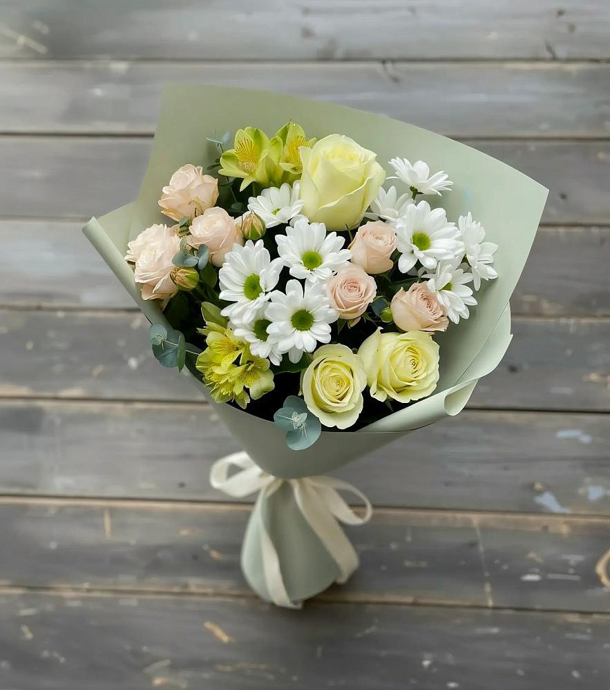 Букет цветов из: Альстромерии, Розы и Хризантемы в Бродовом