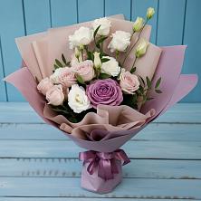 Букет цветов из:  Розы и Лизиантусы в Бродовом