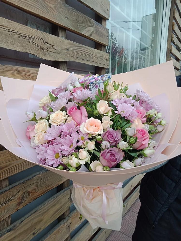 Букет цветов из: Розы и Хризантемы в Бродовом