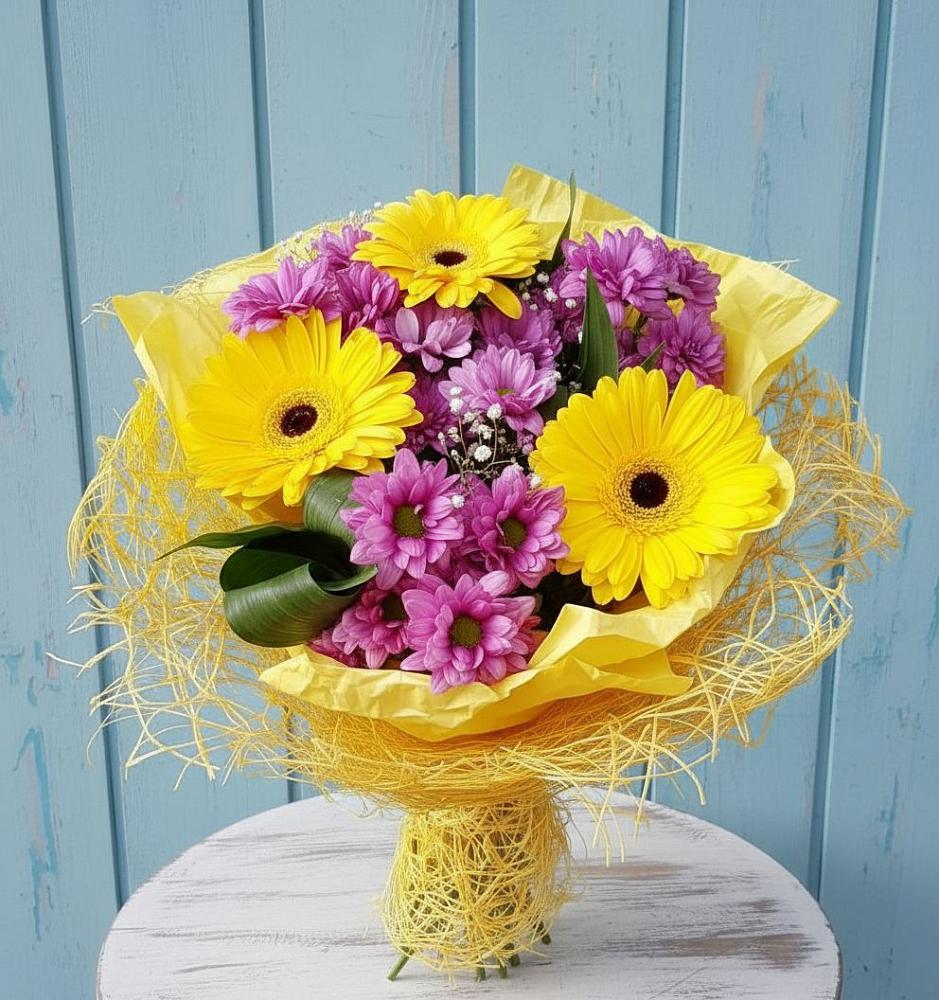 Букет цветов из: Хризантемы и Герберы в Бродовом