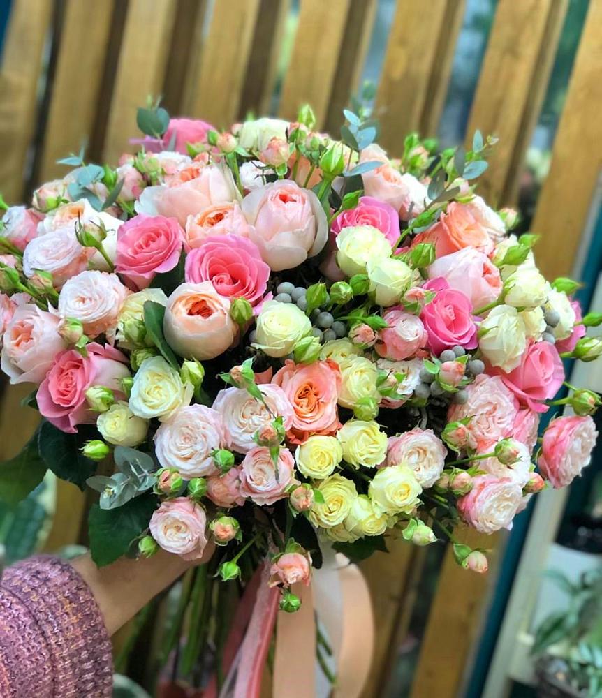 Букет цветов из: Розы в Бродовом