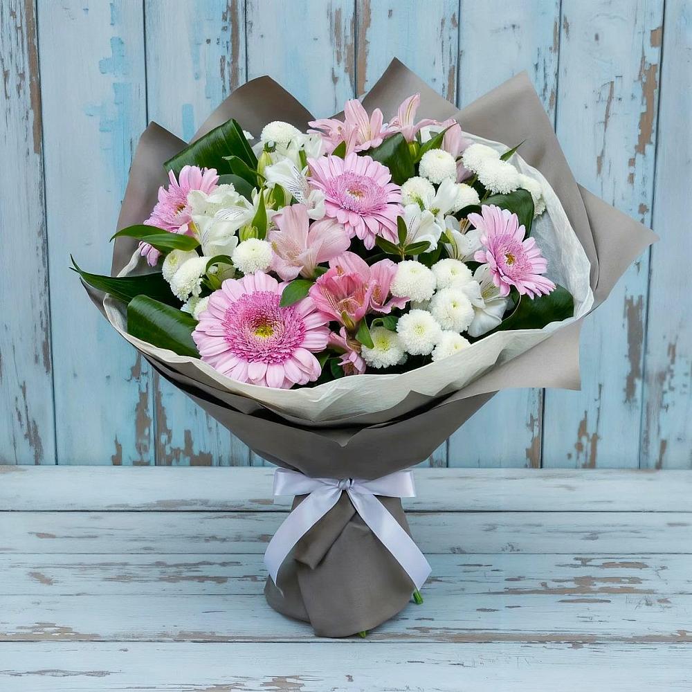 Букет цветов из: Герберы, Альстромерии и Хризантемы в Бродовом
