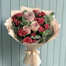 Букет цветов из:  Гвоздики и Розы в Бродовом