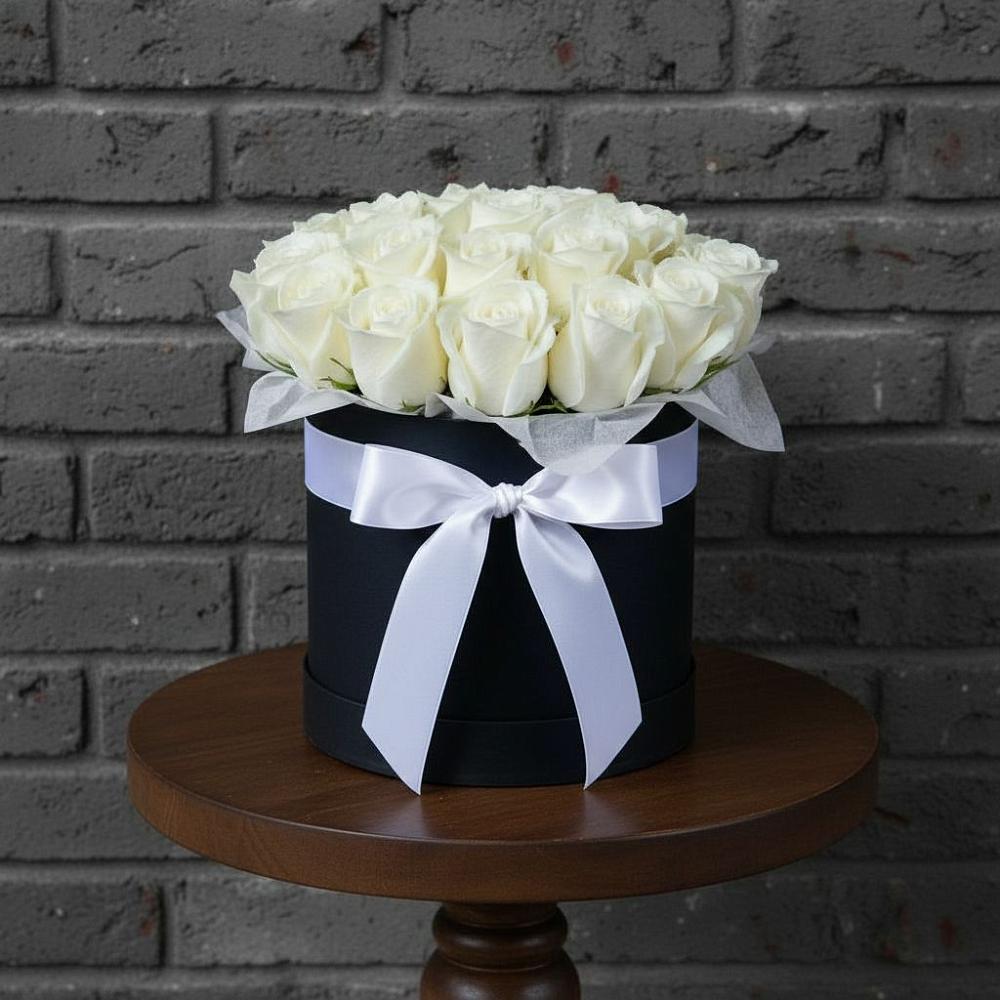 Цветочная композиция из Розы в шляпной коробке в Бродовом