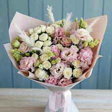 Букет цветов из:  Альстромерии и Розы в Бродовом
