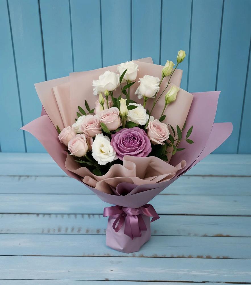 Букет цветов из: Розы и Лизиантусы в Бродовом